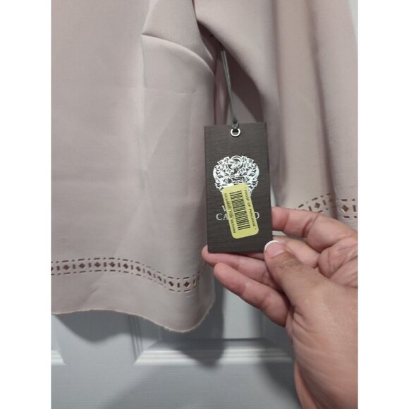 Vince Camuto Women’s Beige Mock Neck Laser Cut Out Blouse, 3/4 Sleeve Size Small - Picture 7 of 8